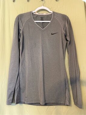 Nike Gray Long Sleeve V-Neck Dri-FIT Top